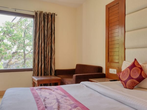 Hill View Deluxe Room (View)